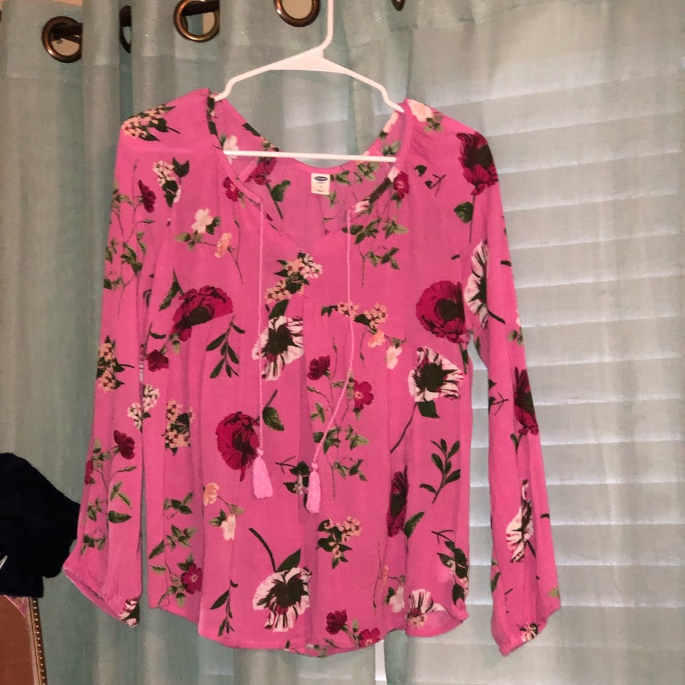 Pink Old Navy shirt